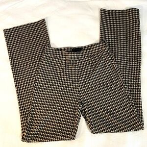 Sanctuary women’s knit flare leg pants. Size small.